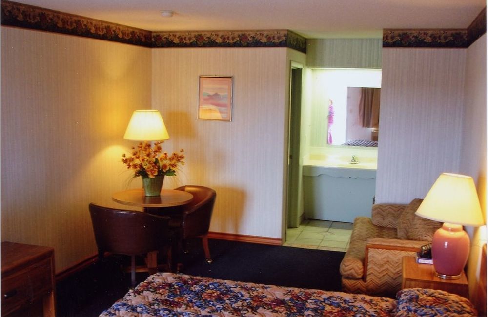 Hillcrest Inn & Suites Ozona Δωμάτιο φωτογραφία